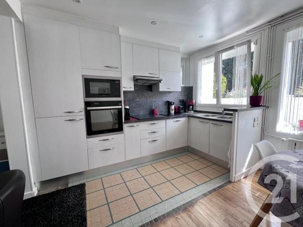 Maison à vendre  6 pièces - 104,98 m 2   LA ROCHELLE  - 17