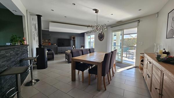 Maison Contemporaine de Plain-Pied avec Piscine – Montauban Nord