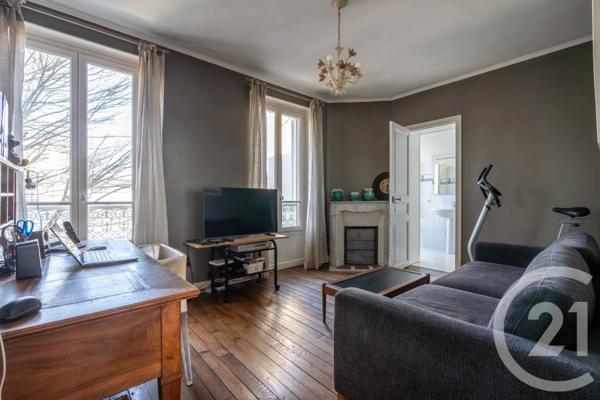 Maison à vendre  7 pièces - 141,88 m2 ST MAUR DES FOSSES - 94