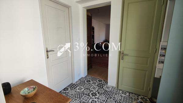 Maison
                                                                                                                                                                                                                                                                                                                        5 pièce(s)                                                                                                                                                                                                          4 chambre(s)                                                                                                                                                                                                          107.8  m²