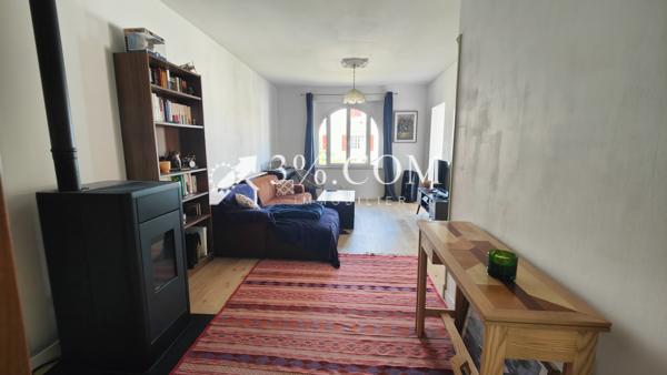 Maison
                                                                                                                                                                                                                                                                                                                        5 pièce(s)                                                                                                                                                                                                          4 chambre(s)                                                                                                                                                                                                          107.8  m²
