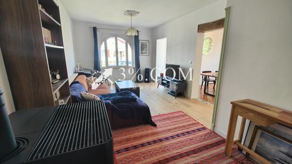 Maison
                                                                                                                                                                                                                                                                                                                        5 pièce(s)                                                                                                                                                                                                          4 chambre(s)                                                                                                                                                                                                          107.8  m²