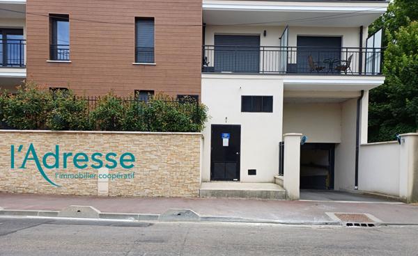 PLACE DE PARKING EN SOUS SOL, faibles charges