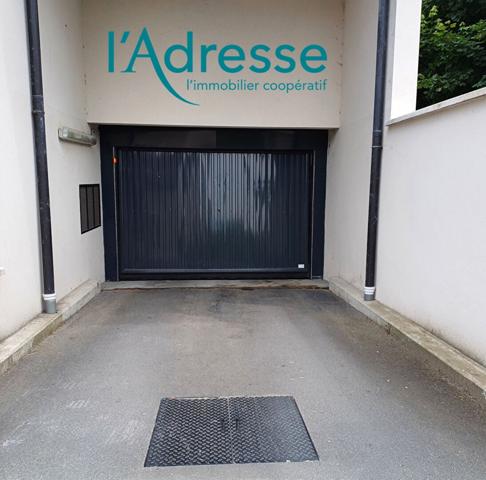 PLACE DE PARKING EN SOUS SOL, faibles charges
