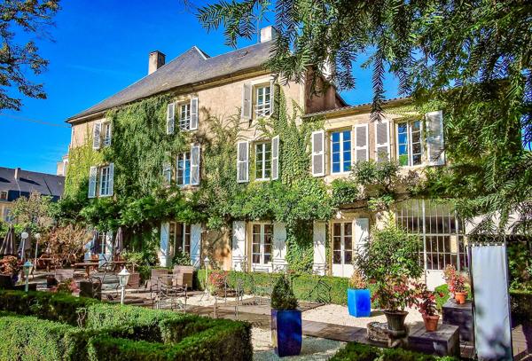 Commerce à vendre à Montignac (24290) - Dordogne