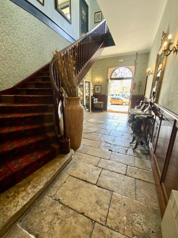 Commerce à vendre à Montignac (24290) - Dordogne