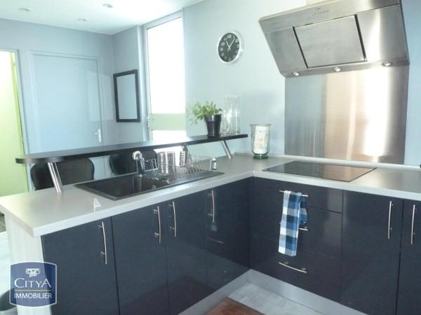 Appartement à louer 3 pièces 108.91m² Saint-Quentin (02100)