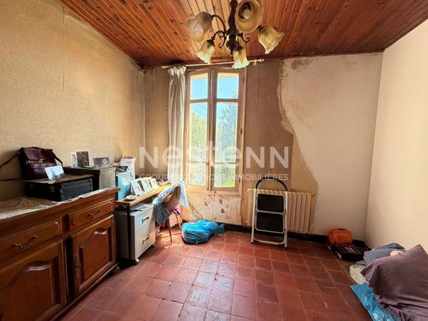 Gardanne - maison à rénover - jardin - grand garage - très beau potentiel