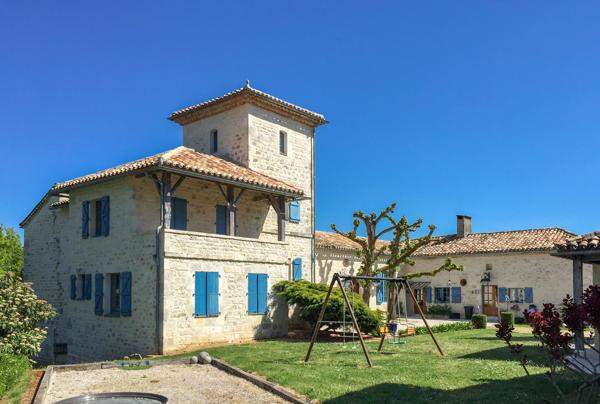 Maison à vendre à Montcuq-en-Quercy-Blanc (46800) - Lot