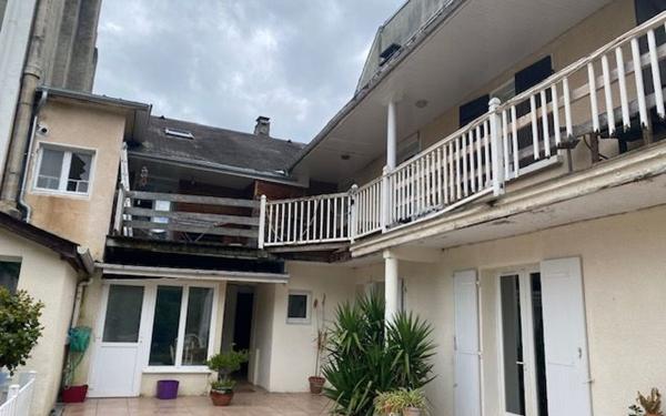 Maison à vendre    6 pièces •  Saint-Pé-de-Bigorre