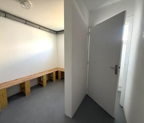 Location / Local Industriel / Bâtiment à Évreux (27000)