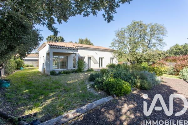 Maison à vendre 6 pièces 162 m² Rochefort-du-Gard