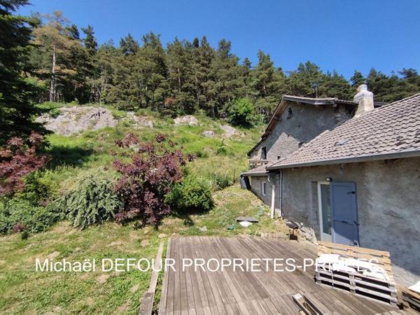 Yssingeaux 43200 Maison de 72 m² 2 chambres Grange/Ecurie sur 2729 m² de terrain