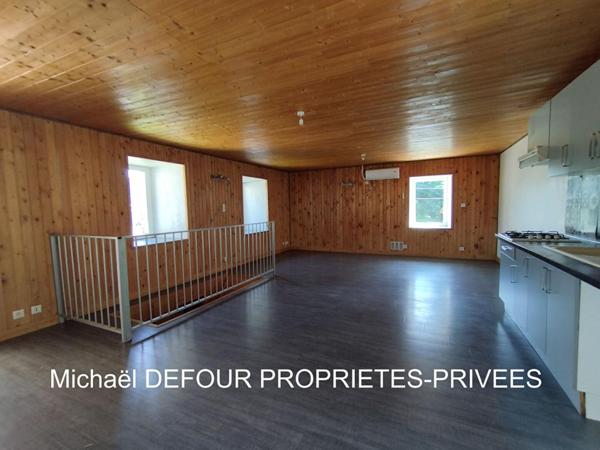 Yssingeaux 43200 Maison de 72 m² 2 chambres Grange/Ecurie sur 2729 m² de terrain