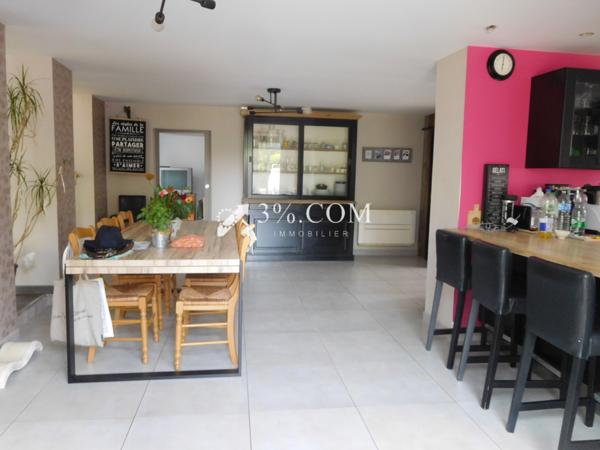 Maison 7 pièce(s) 4 chambre(s) 139 m²