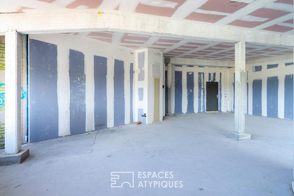 Plateau brut à aménager dans une ancienne imprimerie