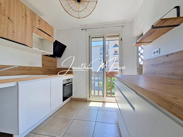 Appartement à vendre 3 pièces de 77 m²