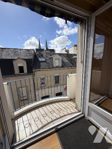 APPARTEMENT HYPER CENTRE 2 CHAMBRES AVEC GARAGE