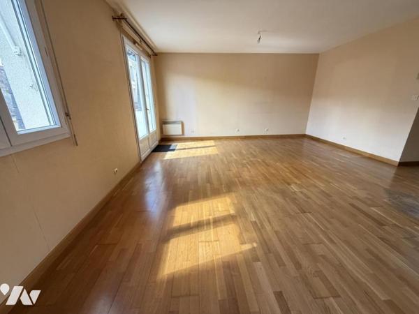 APPARTEMENT HYPER CENTRE 2 CHAMBRES AVEC GARAGE