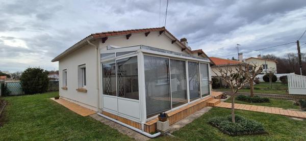 Maison de 80 m² sur un terrain de 560 m² comprenant une agréable véranda