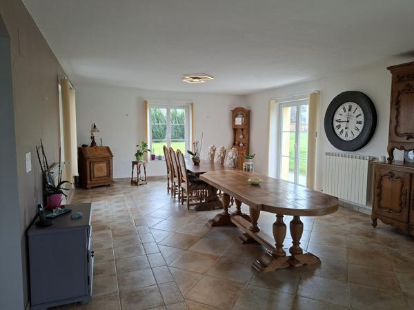 Rare, maison style bastide, état irréprochable