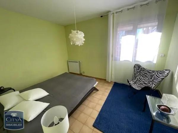 Appartement à louer 2 pièces 61.89m² Istres (13800)