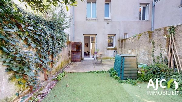 Tours (37000) Appartement avec jardin en ville
