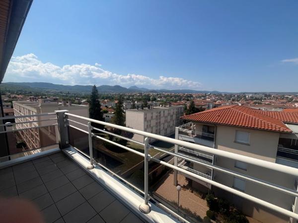AUBIERE - SUPERBE T4 AVEC 2 TERRASSES ET VUE PANORAMIQUE - Aubière