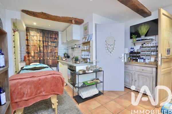 Immeuble à vendre 353 m² Saint-Pierre-des-Champs