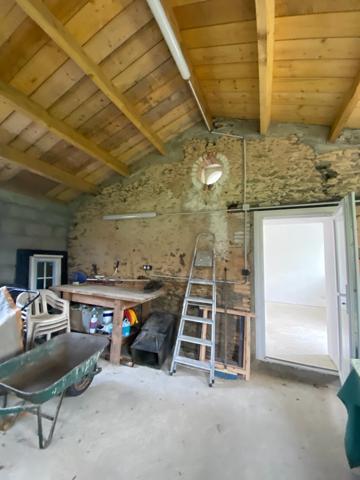 Challans (85300) CHALLANS PROCHE - MAISON 3 CHAMBRES AVEC GARAGE ET DEPENDANCES