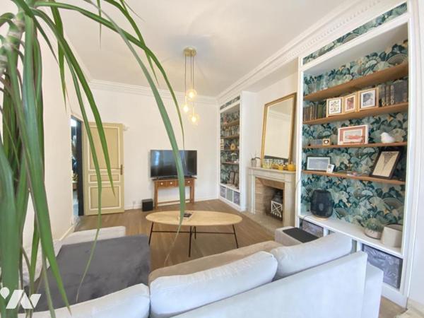 LOUDEAC HYPER CENTRE  Maison en pierre