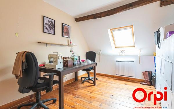 Maison à vendre    6 pièces •  Bruyères-et-Montbérault