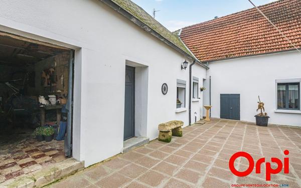 Maison à vendre    6 pièces •  Bruyères-et-Montbérault