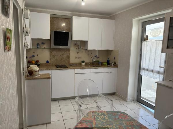 Viager occupé sans rente (100% Bouquet) situé proche Mairie de St Médard en Jalles (33160) / VIAGER ETHIQUE by EXP REALTY