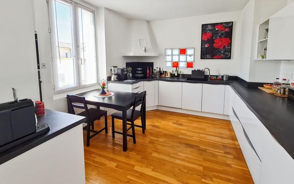 Maison à vendre    4 pièces • 193,26 m2 Agen