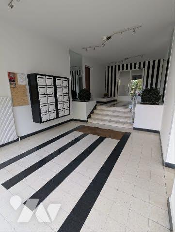 Au 3éme étage d'une résidence avec ascenseur, spacieux appartement de type 4 d'une surface de 105m²