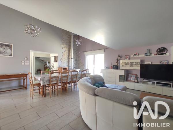 Maison à vendre 7 pièces 203 m² Portes-lès-Valence