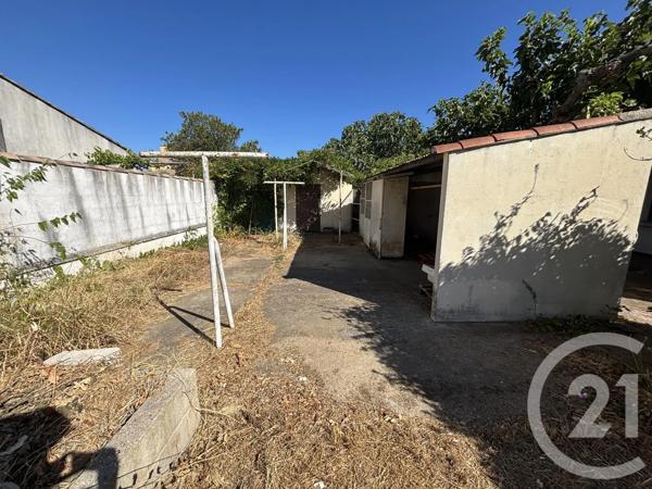 Maison à vendre  5 pièces - 134 m 2   VAUVERT  - 30