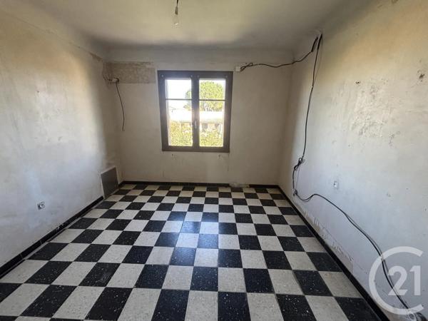Maison à vendre  5 pièces - 134 m 2   VAUVERT  - 30