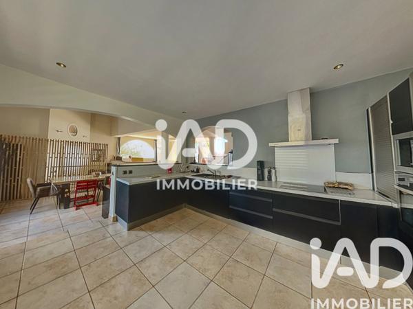 Maison à vendre 7 pièces 170 m² Poussan