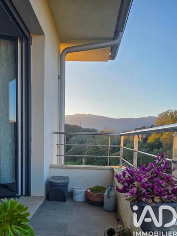 Appartement à vendre 4 pièces 105,81 m² Porto-Vecchio
