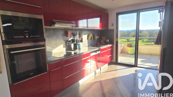 Appartement à vendre 4 pièces 105,81 m² Porto-Vecchio