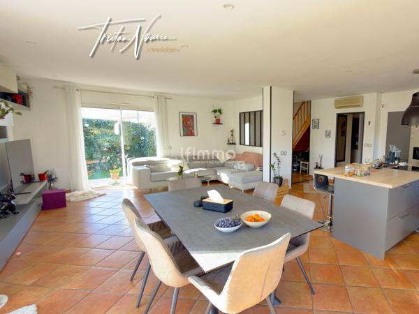 Villa 4 faces de 113 m2 - 4 chambres - piscine - Latour-Bas-Elne