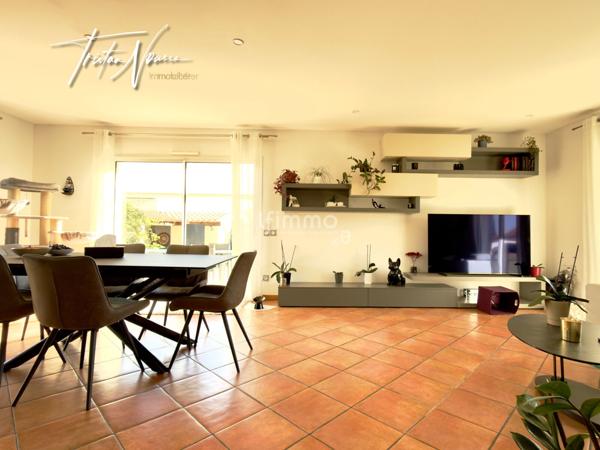 Villa 4 faces de 113 m2 - 4 chambres - piscine - Latour-Bas-Elne