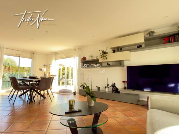 Villa 4 faces de 113 m2 - 4 chambres - piscine - Latour-Bas-Elne