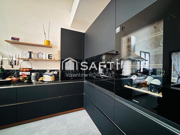 Saint-Jean-aux-Bois,  Maison récente d'env 290m²