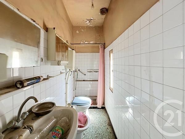 Maison à vendre  4 pièces - 100,62 m 2   AGDE  - 34
