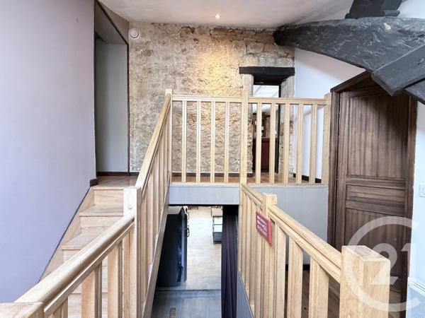 Maison à vendre  7 pièces - 155 m 2   GOURDON  - 46