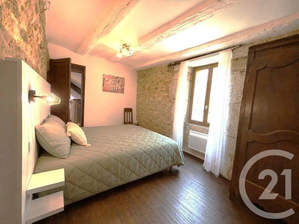 Maison à vendre  7 pièces - 155 m 2   GOURDON  - 46