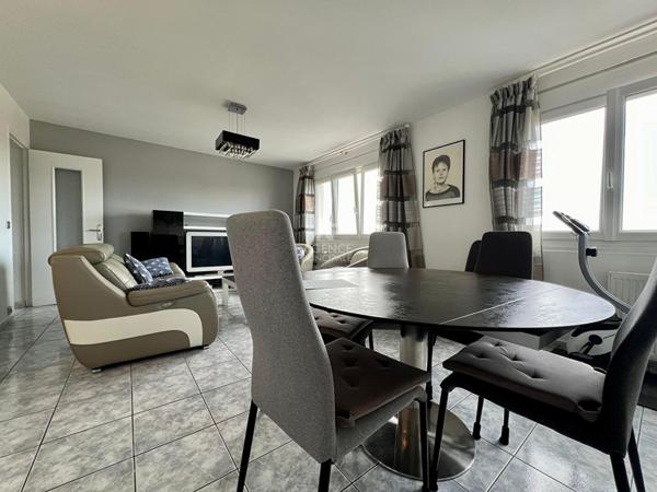 Appartement Houilles 5 pièce(s) 72.02 m2 €269 000 ** - Référence 750